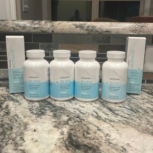 🌟NEW - EXPIRED BUT UNOPENED - MODERE🌟